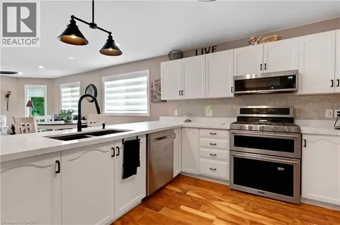 109 Glenariff Drive Freelton ON L8B 1A5