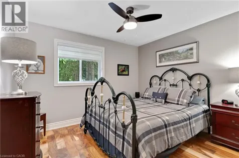 109 Glenariff Drive Freelton ON L8B 1A5