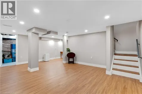 109 Glenariff Drive Freelton ON L8B 1A5