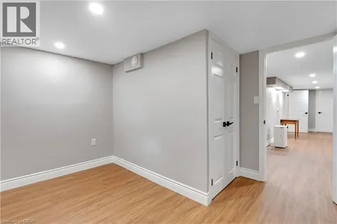 109 Glenariff Drive Freelton ON L8B 1A5