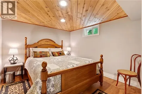 109 Glenariff Drive Freelton ON L8B 1A5