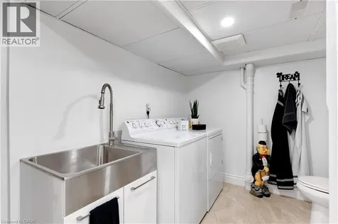 109 Glenariff Drive Freelton ON L8B 1A5