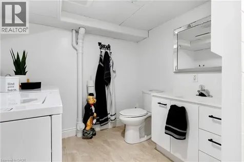 109 Glenariff Drive Freelton ON L8B 1A5