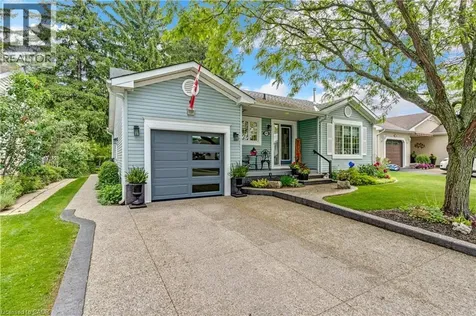 109 Glenariff Drive Freelton ON L8B 1A5