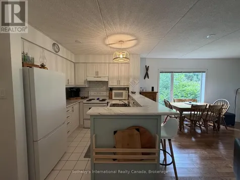 329 Mariners Way Collingwood ON L9Y 5C7