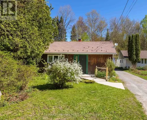 98 Glendale Avenue Deep River ON K0J 1P0