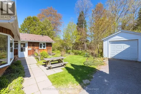 98 Glendale Avenue Deep River ON K0J 1P0