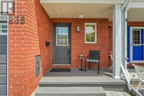 236 Arrita Street Ottawa ON K2S 0J7