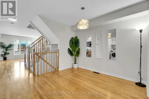 236 Arrita Street Ottawa ON K2S 0J7