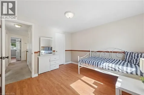 44 Alderson Drive Cambridge ON N3C 4C5