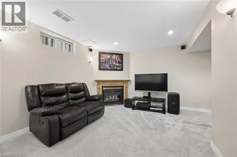 44 Alderson Drive Cambridge ON N3C 4C5