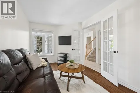 44 Alderson Drive Cambridge ON N3C 4C5