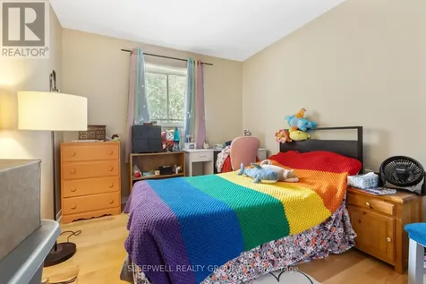 55 Alberni Street Ottawa ON K2J 1V8