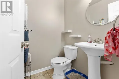 55 Alberni Street Ottawa ON K2J 1V8