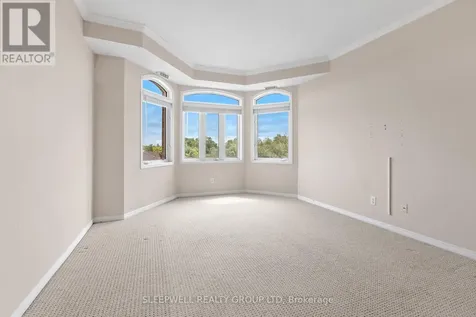190 Rustic Hills Crescent Ottawa ON K4A 0B9
