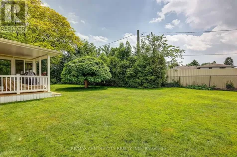 9 Northwood Place St. Thomas ON N5P 3X3