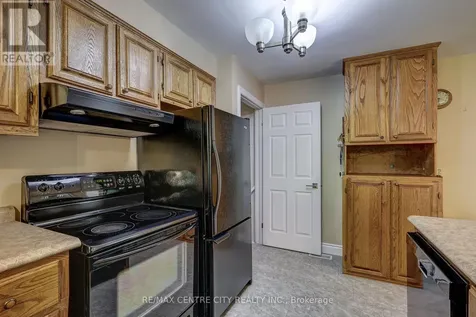9 Northwood Place St. Thomas ON N5P 3X3