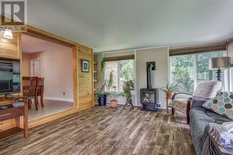 9 Northwood Place St. Thomas ON N5P 3X3