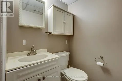 9 Northwood Place St. Thomas ON N5P 3X3