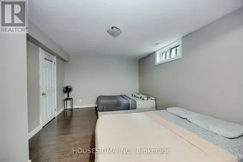 115 Scenic Wood Crescent Kitchener ON N2A 3N2