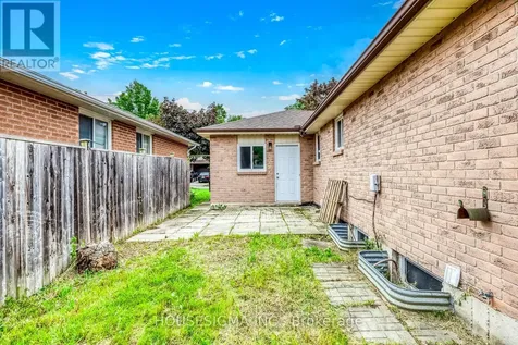 115 Scenic Wood Crescent Kitchener ON N2A 3N2