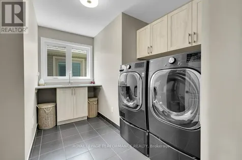 210 Trollius Way Ottawa ON K1T 0R7