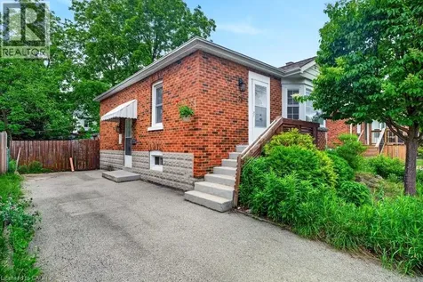 78 East 14th Street Hamilton ON L9A 4B5
