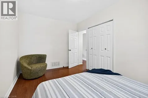 78 East 14th Street Hamilton ON L9A 4B5