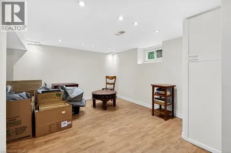 78 East 14th Street Hamilton ON L9A 4B5