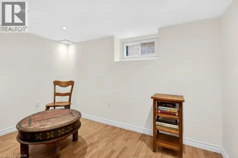 78 East 14th Street Hamilton ON L9A 4B5