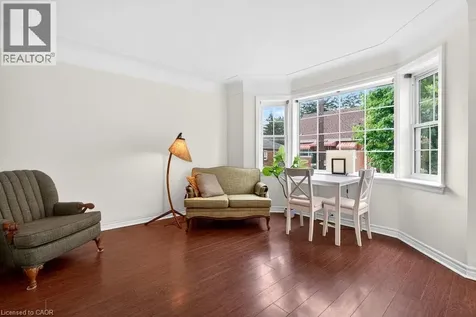 78 East 14th Street Hamilton ON L9A 4B5