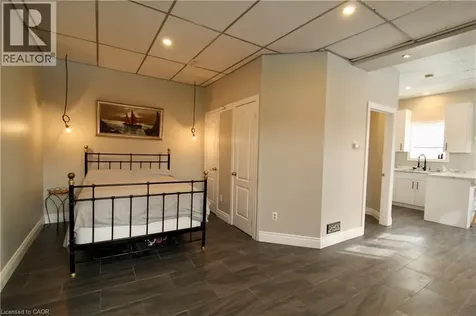 7 Beech Street St. Catharines ON L2R 2B6