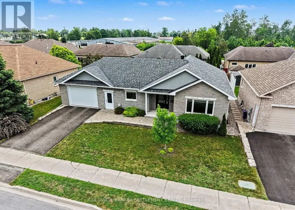 112 Mac Campbell Drive Perth ON K7H 0A3