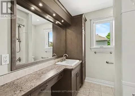 112 Mac Campbell Drive Perth ON K7H 0A3