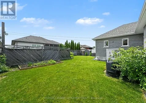 112 Mac Campbell Drive Perth ON K7H 0A3