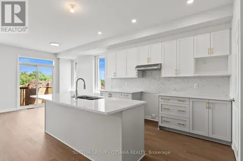 289 Bankside Way Ottawa ON K2J 7M8