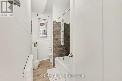351 Friel Street Ottawa ON K1N 7W7