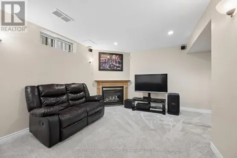 44 Alderson Drive Cambridge ON N3C 4C5