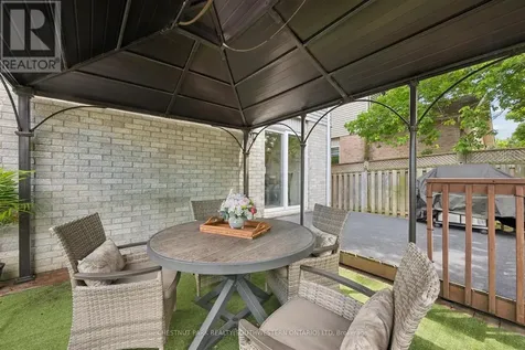 44 Alderson Drive Cambridge ON N3C 4C5