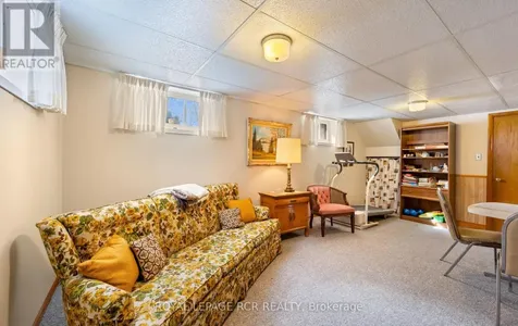 34 Elizabeth Street Orangeville ON L9W 1C1