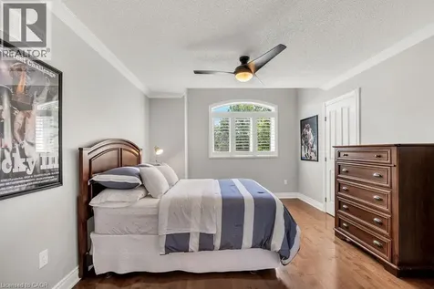 4176 Bianca Forest Drive Burlington ON L7M 4L4