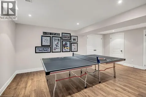 4176 Bianca Forest Drive Burlington ON L7M 4L4