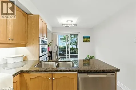 442 Maple Avenue Burlington ON L7S 2L7