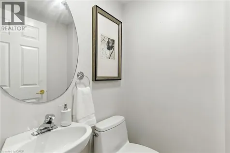 442 Maple Avenue Burlington ON L7S 2L7