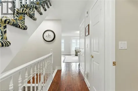 442 Maple Avenue Burlington ON L7S 2L7