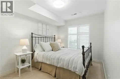 442 Maple Avenue Burlington ON L7S 2L7