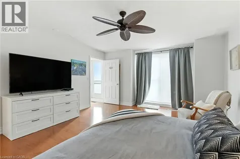 442 Maple Avenue Burlington ON L7S 2L7