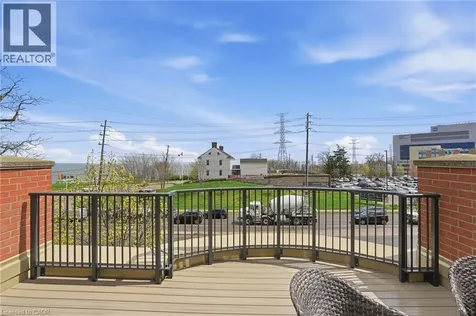 442 Maple Avenue Burlington ON L7S 2L7