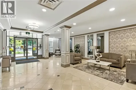 442 Maple Avenue Burlington ON L7S 2L7
