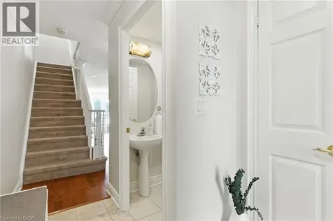 442 Maple Avenue Burlington ON L7S 2L7